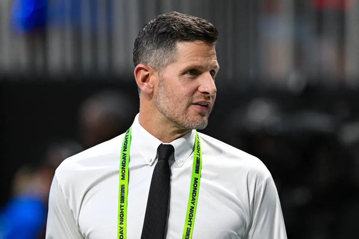 Ex-Chiefs Star Critică Orlovsky: Semnale Ascunse Mahomes-Walker?