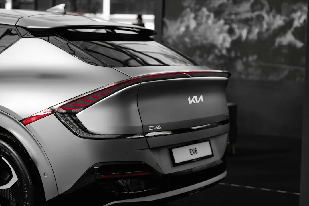 Kia EV9 2027: prețul crește doar cu 90 de dolari, dar se adaugă echipamente noi