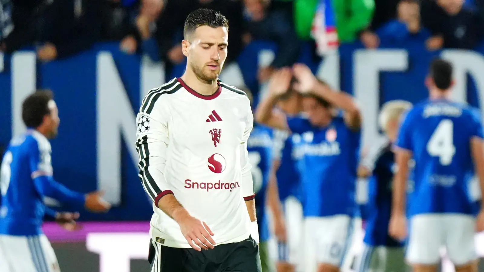 Criză adâncită pe Old Trafford: Michael Carrick, sub o presiune uriașă la Manchester United