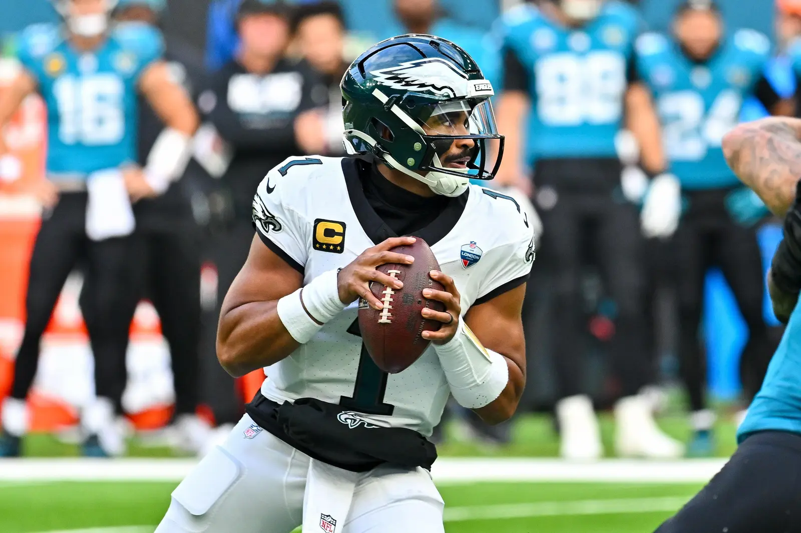 NFLPA cere anchetă completă asupra tratamentului cheagurilor de sânge ale lui Jalen Hurts