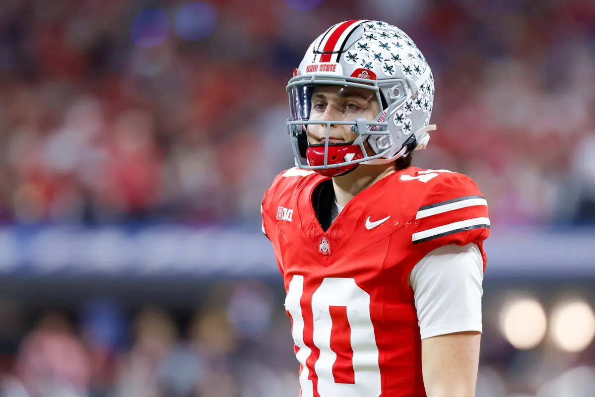Criză de proporții la Ohio State după accidentarea lui Julian Sayin!