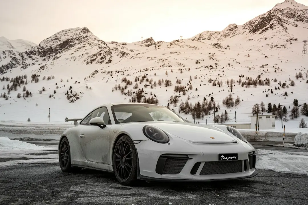 Porsche 911 GT3 Touring Earls Court 51: ediție limitată pentru Marea Britanie