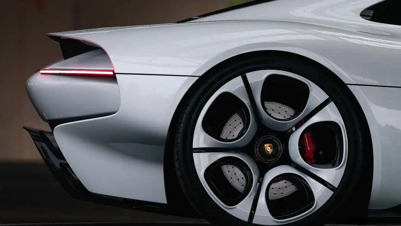 Porsche mizează totul pe exclusivitate: 15 proiecte auto unicat!